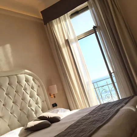 Parigi & Hotel Bordighera