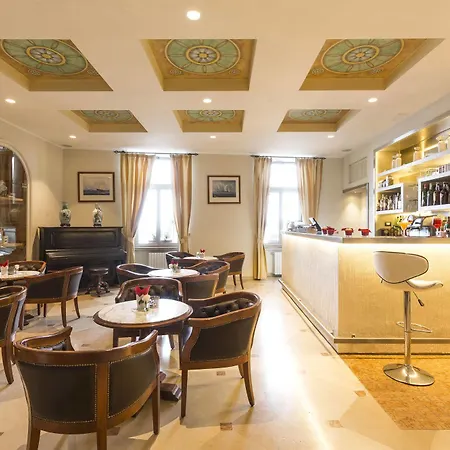 Hotel Parigi & 4*