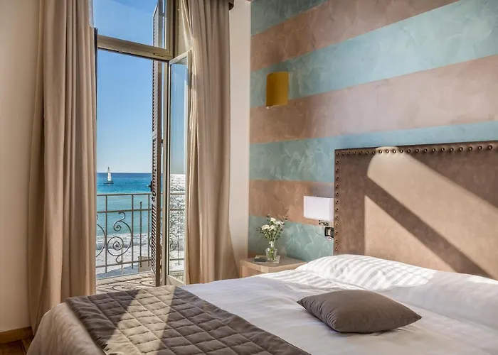 Parigi & 4* ボルディゲーラ