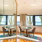 Parigi & Hotell 4*