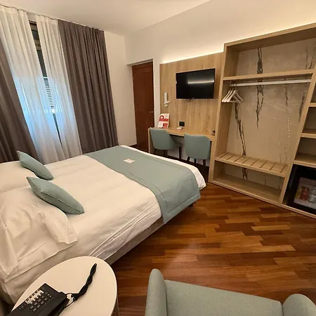 Parigi & 4* Bordighera