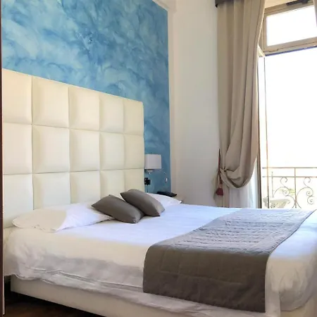 Parigi & Hotel 4*